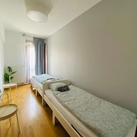 K13 A4.4 * Budapest